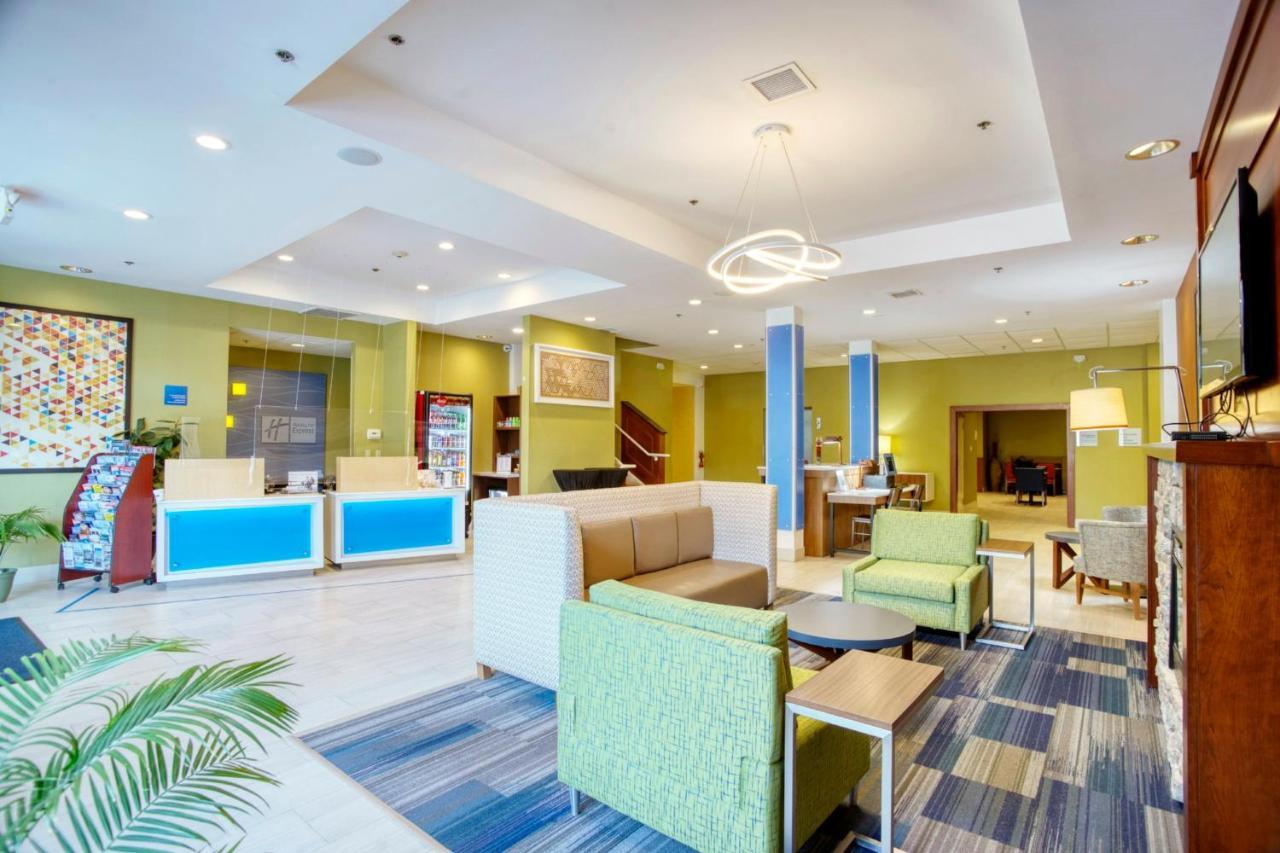 Holiday Inn Express La Plata By Ihg Bagian luar foto
