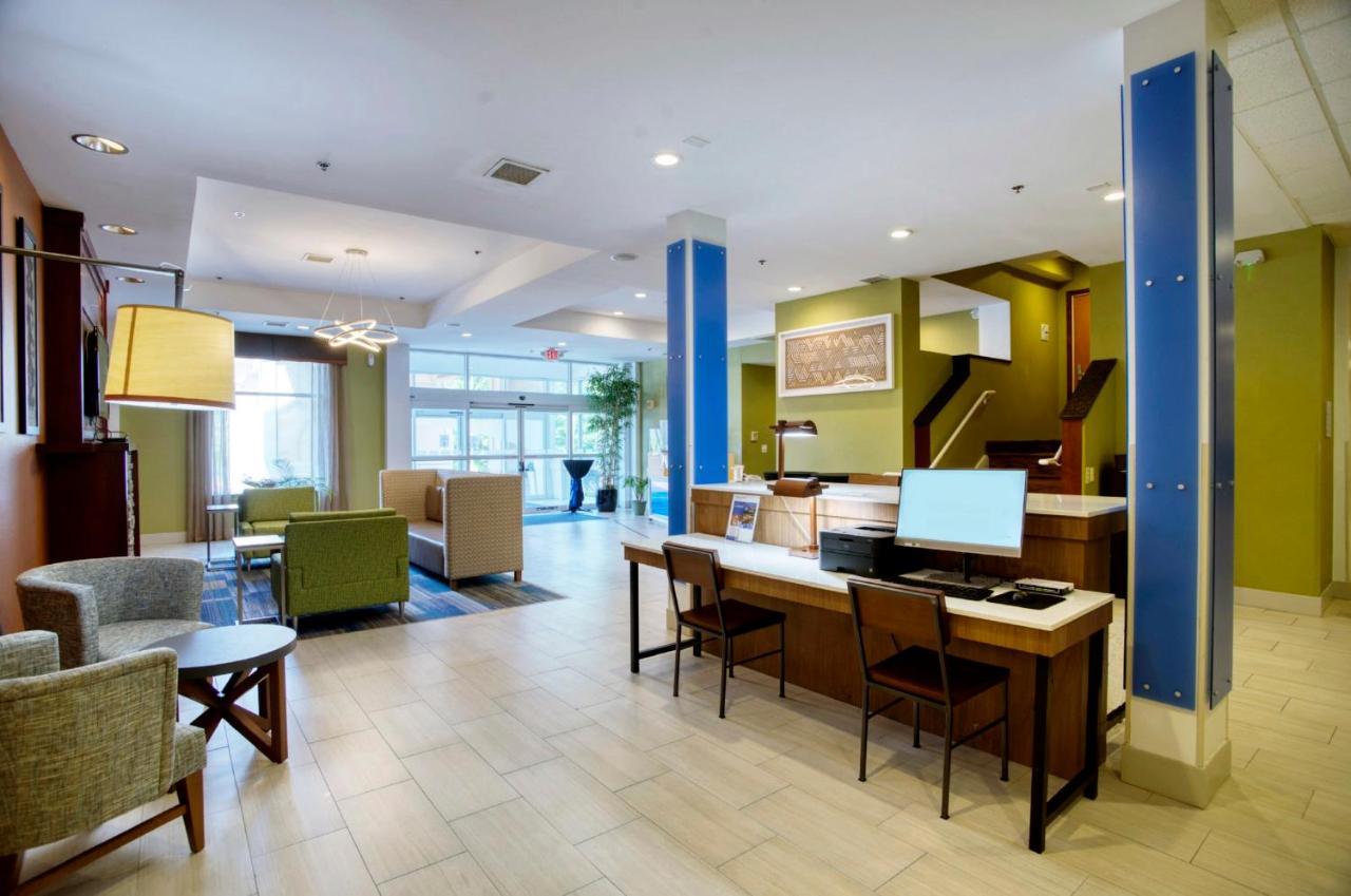 Holiday Inn Express La Plata, An Ihg Hotel Bagian luar foto