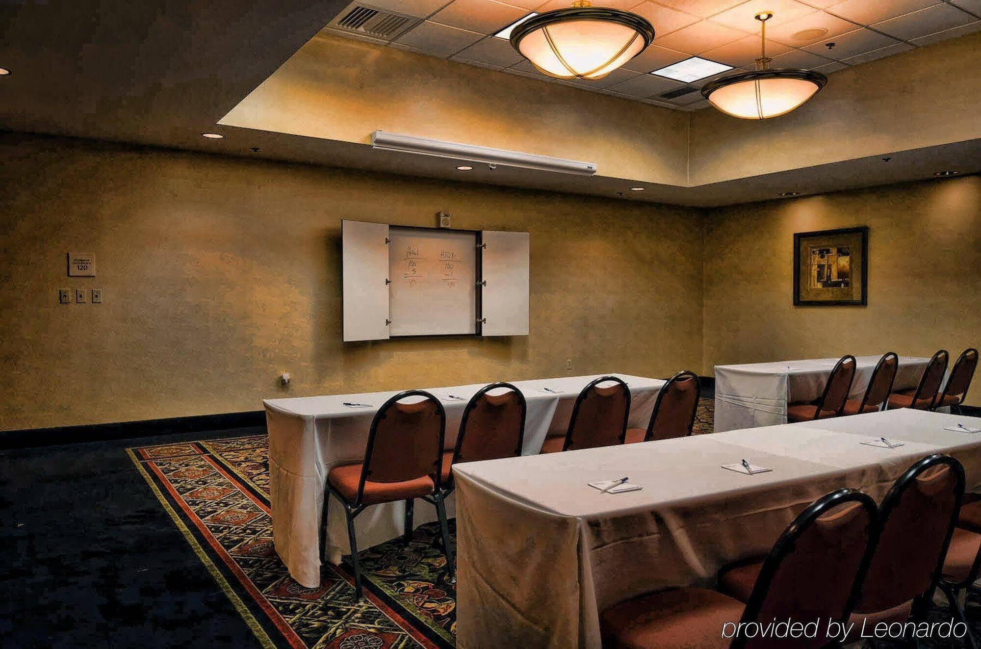 Holiday Inn Express La Plata By Ihg Bagian luar foto